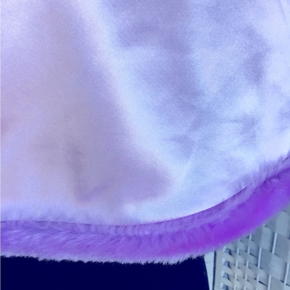 Light Purple Faux Fur Cape Capelet Lavender Lilac Amethyst NWOT - Picture 12 of 16